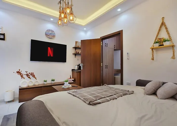 1-br Pool, Beach, Central, Museum, Airport, Wifi 公寓 洪加達